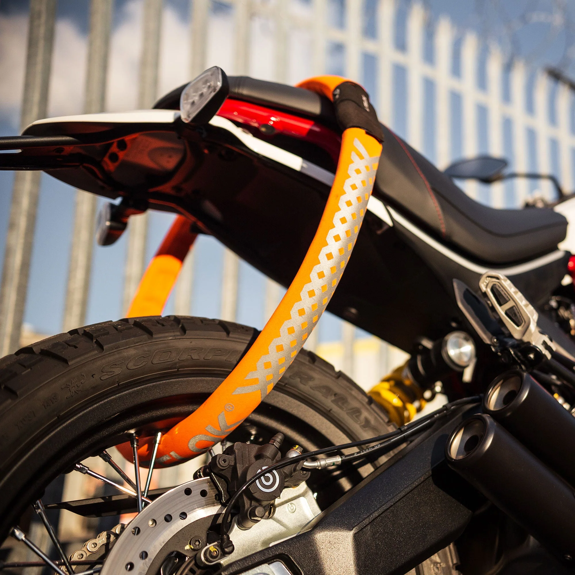 LITELOK CORE MOTO - Image 9